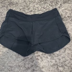 lululemon speed up shorts 2.5